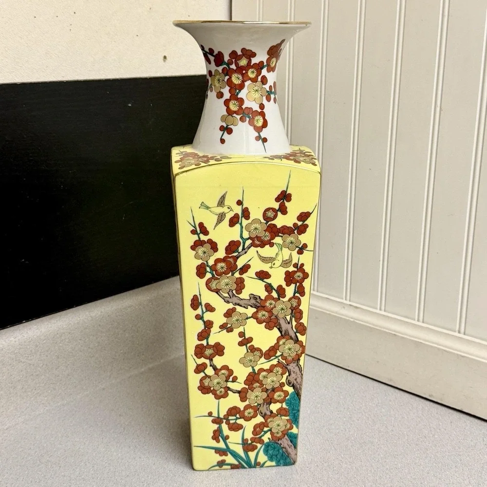Chinese Square Flower Vase Fine Porcelain Hand Glazed Gold Imperial Yellow 16